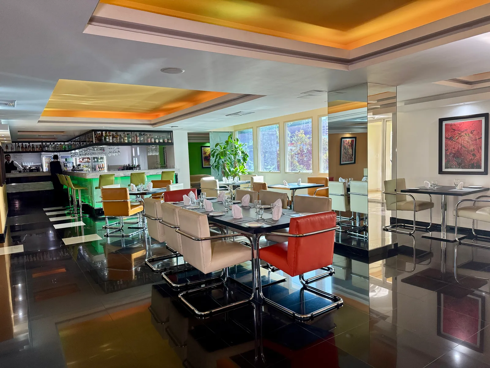 Restaurante del California Hotel